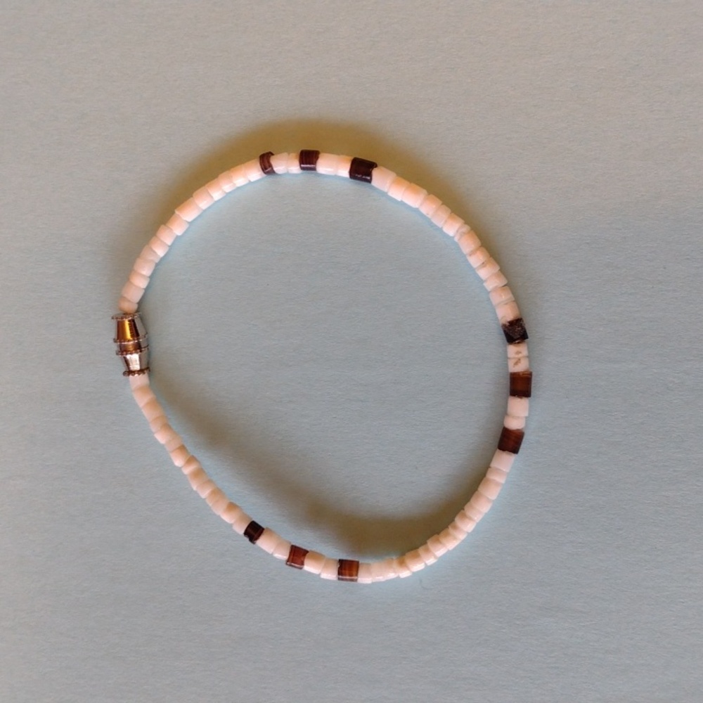 Lovely white with baby blue accents necklace and white w brown accents bracelet - Picture 6 of 12